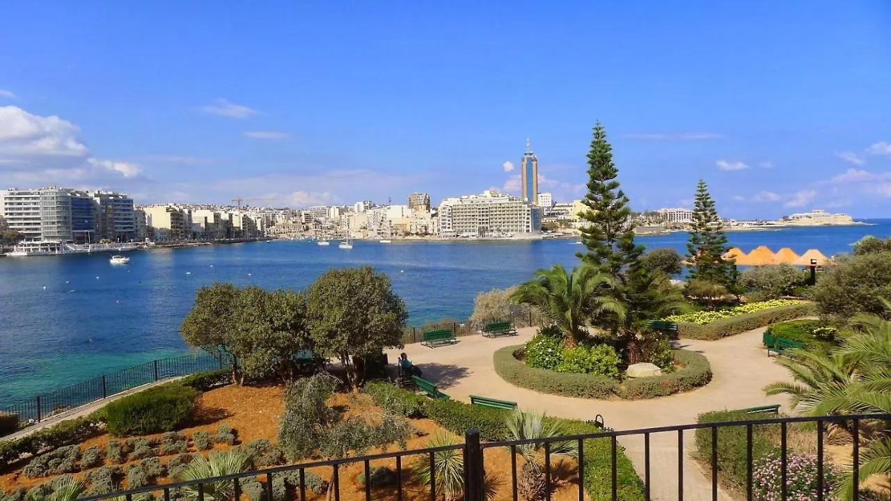 Chic 2Br Apartment, Ideal Location Ta Xbiex 0*,
