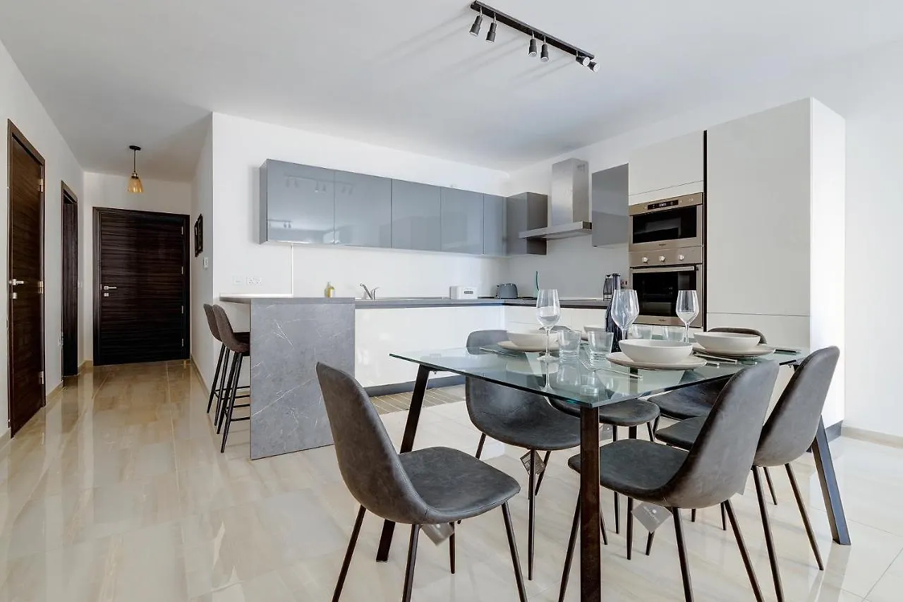 Chic 2Br Apartment, Ideal Location Ta Xbiex Malta